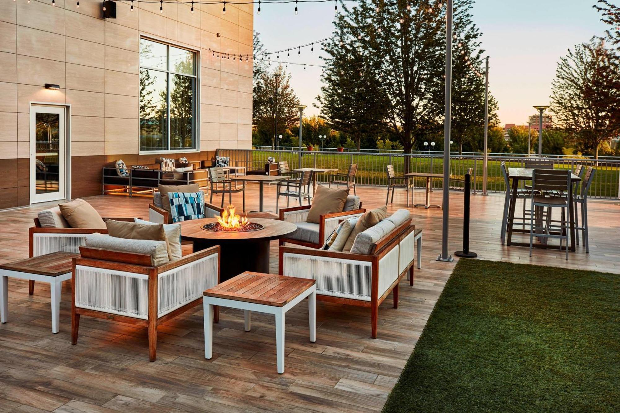 Ac Hotel By Marriott Cincinnati At The Banks מראה חיצוני תמונה